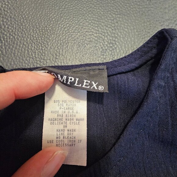 The Complex Short Sleeved Blouse - Picture 5 of 5